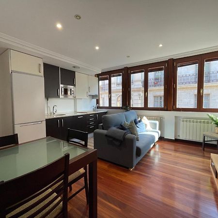 Atuaire Home Vivienda A Luminosa Parking Incluido En Plena Calle Comercial Burgo Buitenkant foto