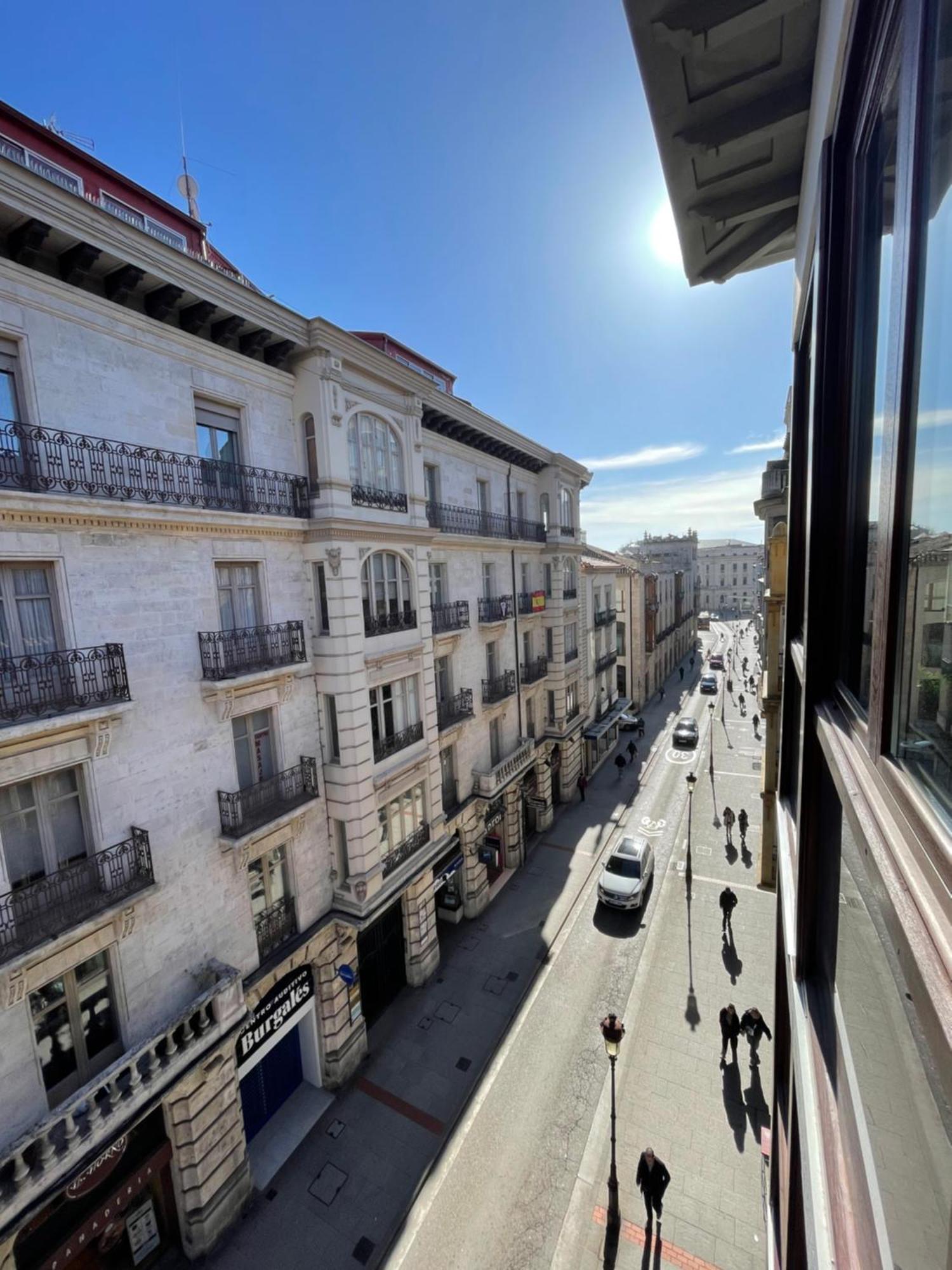 Atuaire Home Vivienda A Luminosa Parking Incluido En Plena Calle Comercial Burgo Buitenkant foto